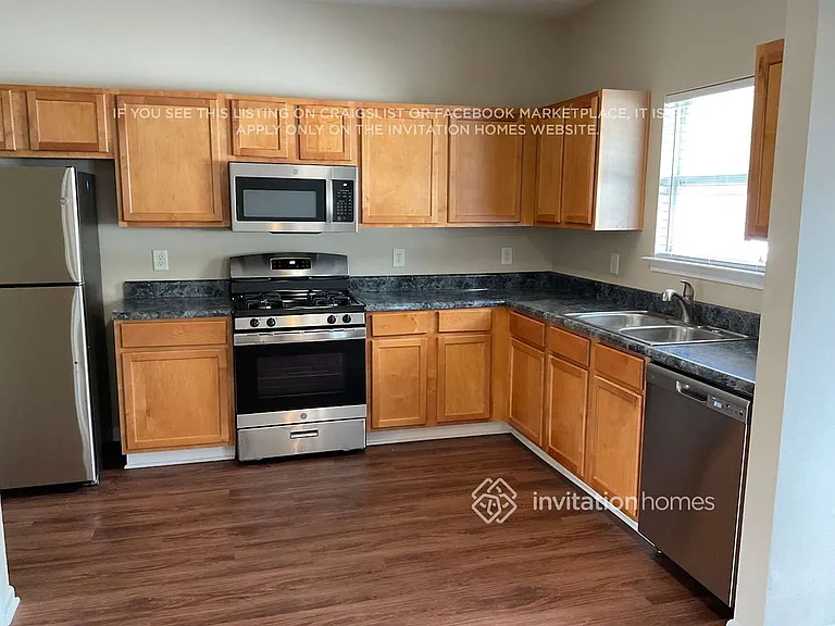 4415 Plum Frost Ct — Photo 7
