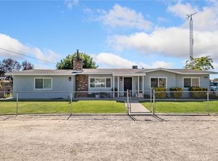 8758 Deep Creek Rd, Apple Valley, CA 92308