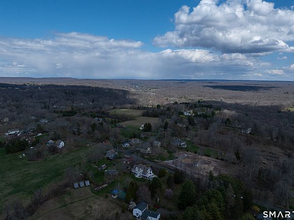 3rd image of 2680 Long Hill Road