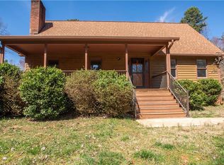 7011 Aplington Rd, Oak Ridge, NC 27310