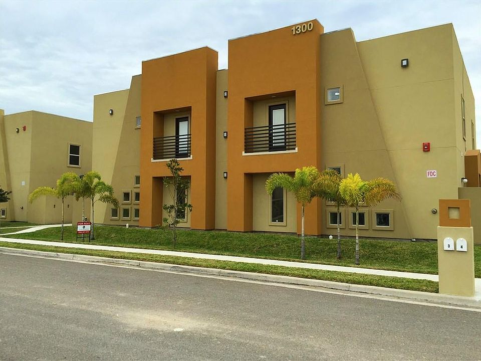 1st image of 1300 E Camellia Ave