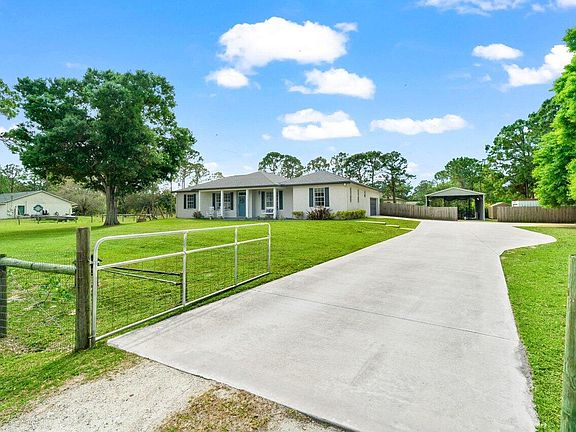 3rd image of 18312 Orange Grove Boulevard