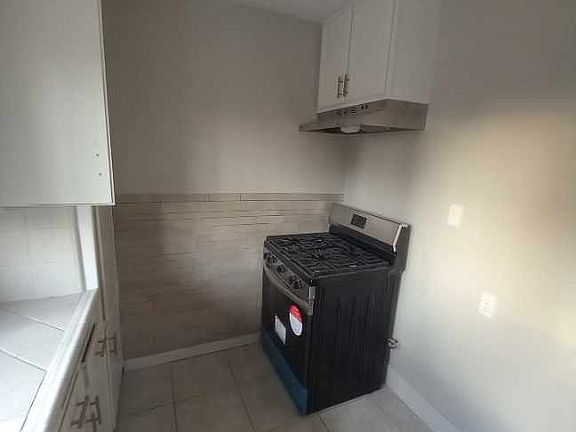 2nd image of 377 W 17th St APT B