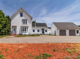 386 Long Plains Rd, Buxton, ME 04093