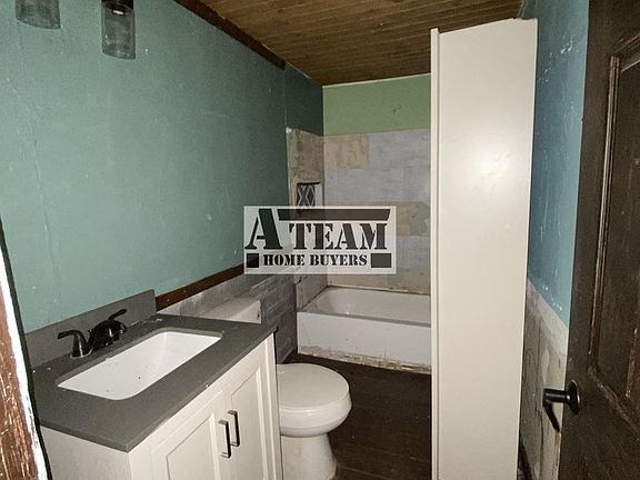 3rd image of 306 Longleaf St