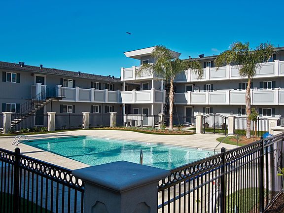 2nd image of 23 Circle Dr #C