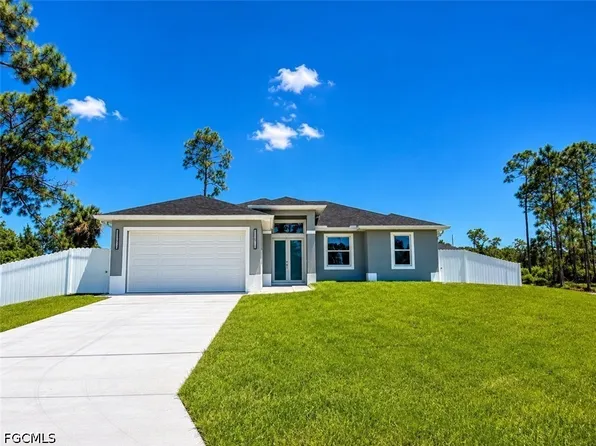 846 Runble St E, Lehigh Acres, FL 33974