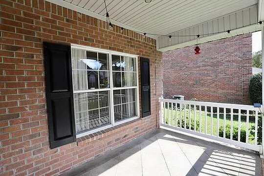 3192 Mayflower Ln — Photo 6