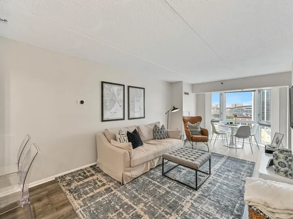 270 East Highland AVENUE #842, Milwaukee, WI 53202