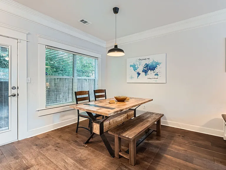 1117 Algarita Ave — Photo 4