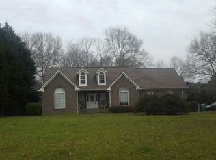 285 Horseshoe Cir, Talladega, AL 35160