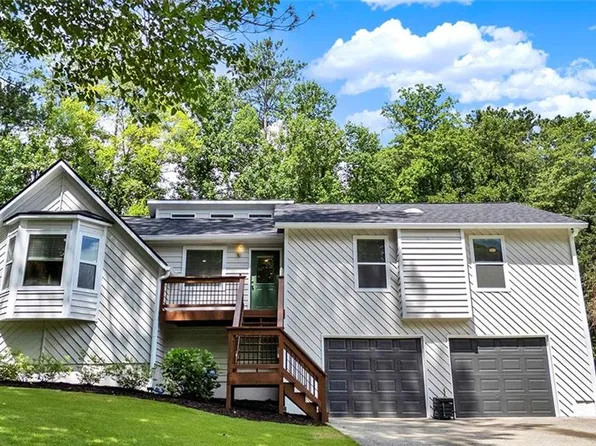 3305 Paxton Dr, Marietta, GA 30066