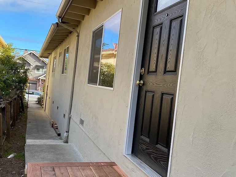 312 High St — Photo 1