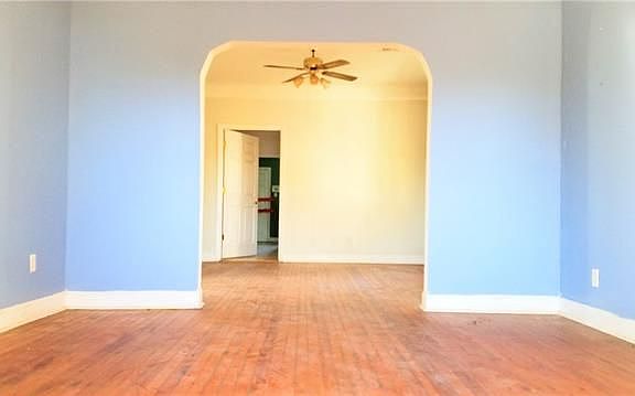 4th image of 1830 Independence St