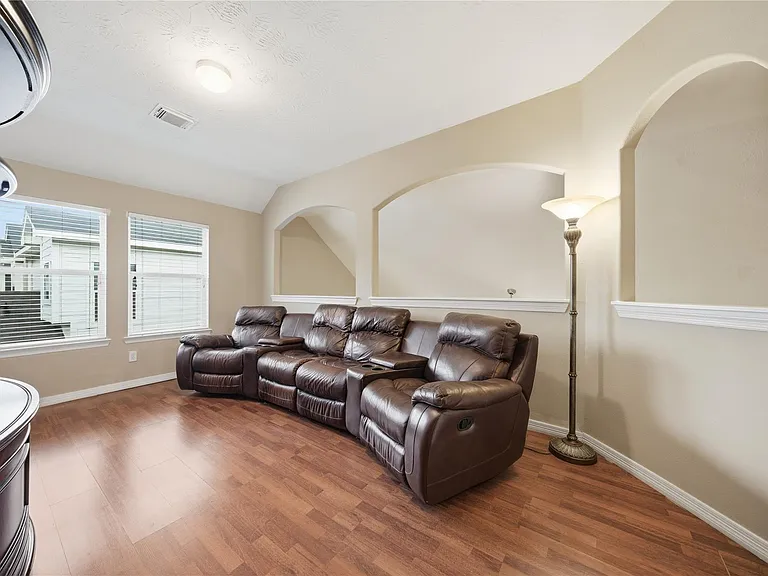 5106 Westwood Pines Dr — Photo 32