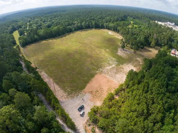 Rush Rd, Huntsville, TX 77340
