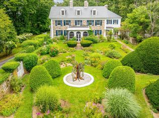 357 Wrights Crossing Rd, Pomfret Center, CT 06259