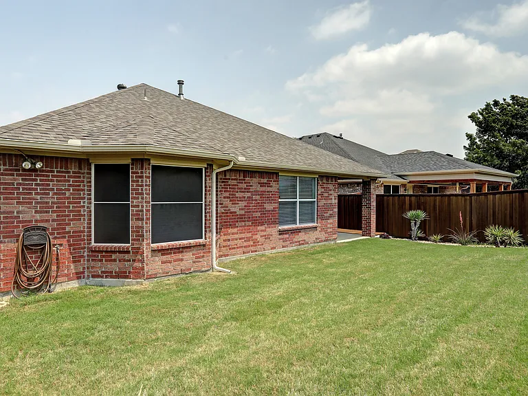 2804 Cascade Cove Dr — Photo 26