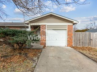 9208 E Bedell St, Wichita, KS 67207