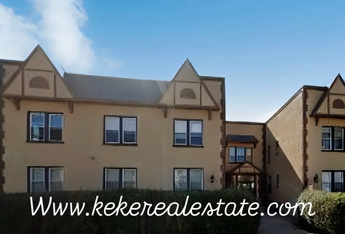 2 bed, $2,100 — Photo 1