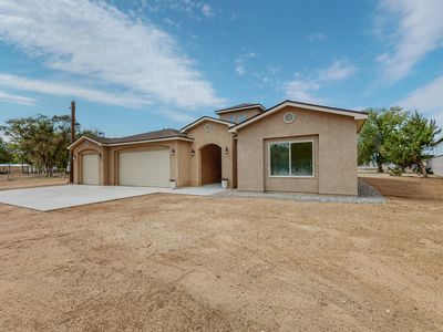 4 Elias Rd, Los Lunas, NM, 87031