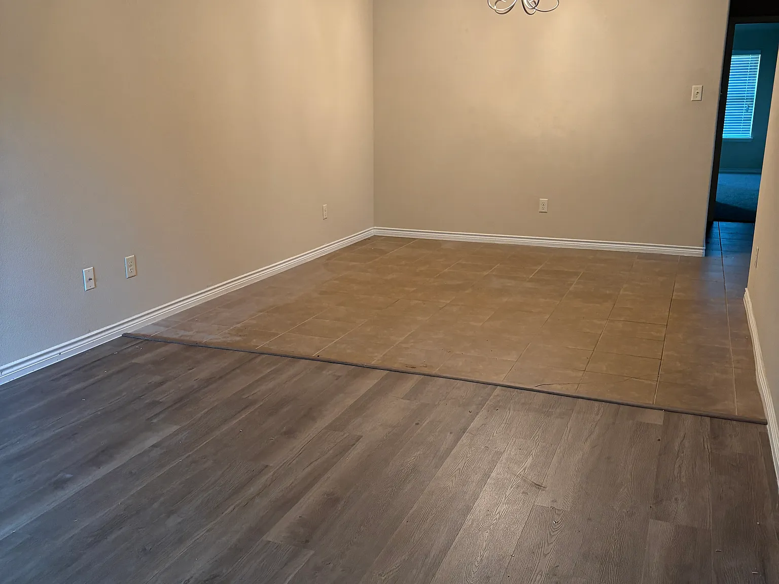 3 bed, 1280 sqft, $1,695 — Photo 2