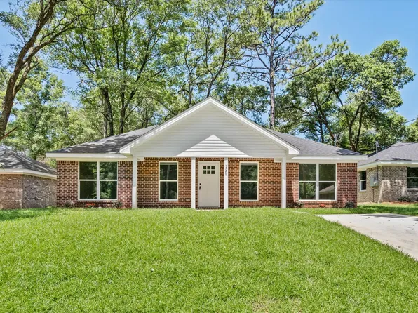 1589 Phillips Ln, Mobile, AL 36618