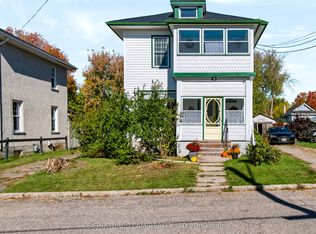 43 Bank St S, Renfrew, ON K7V 2E5