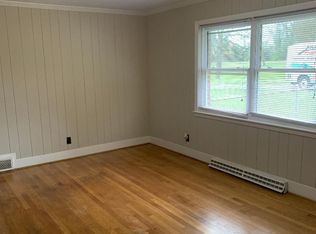 3532 Old Vineyard Rd, Winston Salem, NC 27103