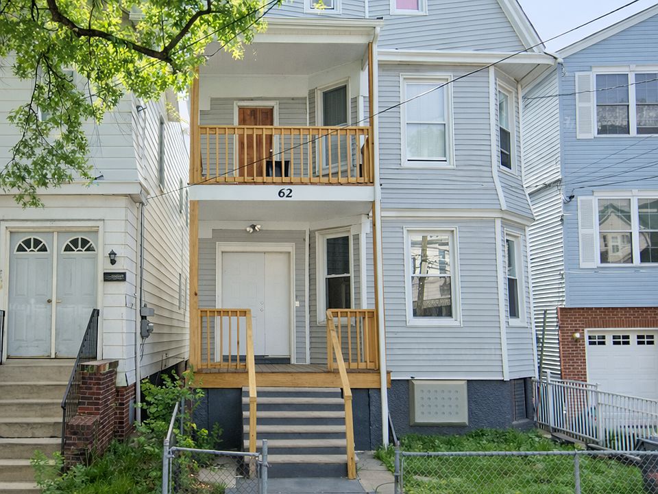 1st image of 62 Isabella Ave Floor 2