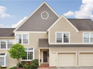 14 Darien Close #14, Darien, CT 06820