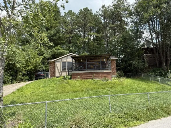 12 Abbey Ln, Middlesboro, KY 40965