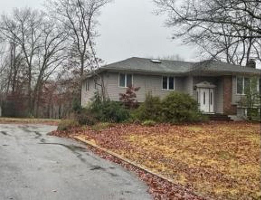 4 Wintergreen Dr, Melville, NY 11747 Zillow