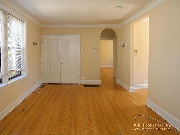 4th image of 3620 N Marshfield Ave #L1