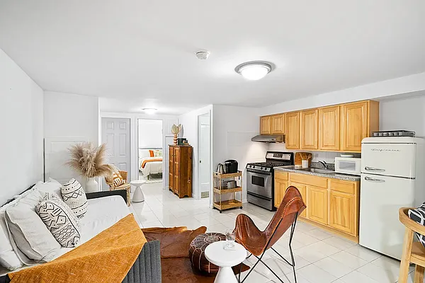 Rented by openigloo | media 23