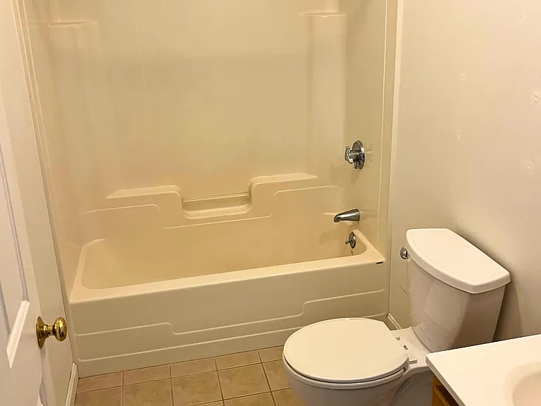 12 Colby Way #D — Photo 11