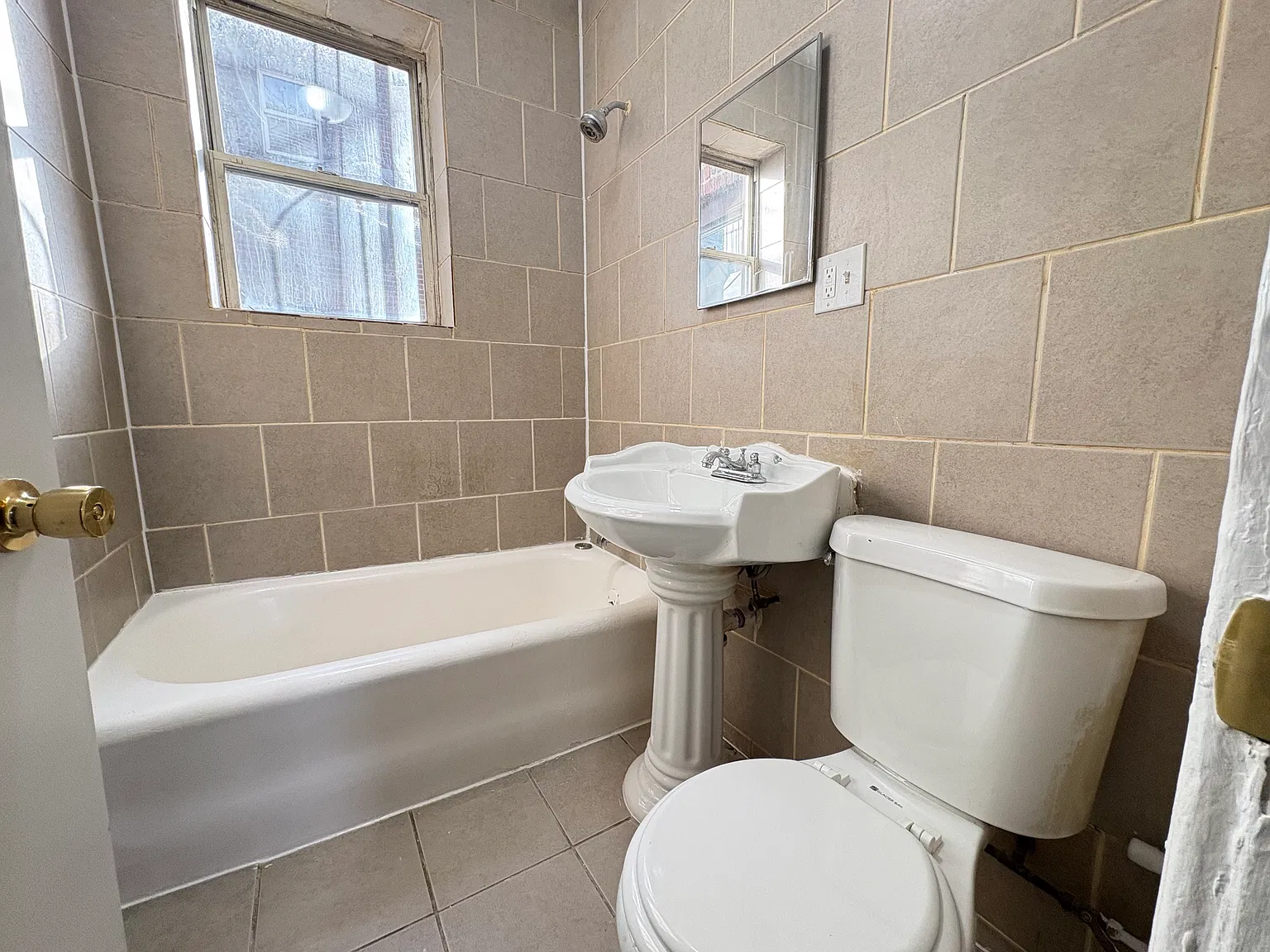 2 bed, 800 sqft, $1,850 — Photo 4