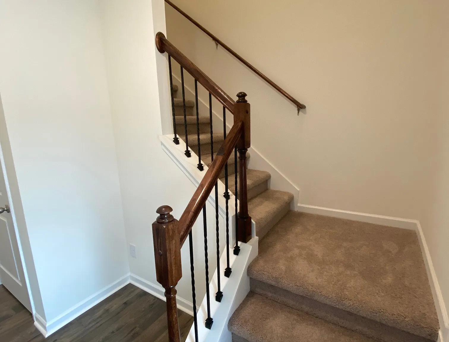 3 bed, 1381 sqft, $2,000 — Photo 4