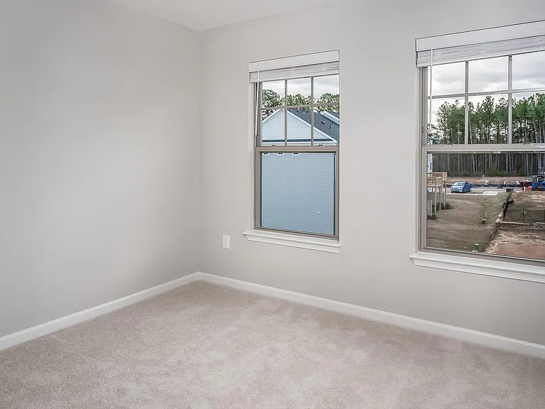 1010 Larabee Ln — Photo 19