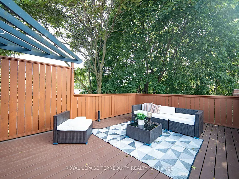256 Boston Ave #B — Photo 18