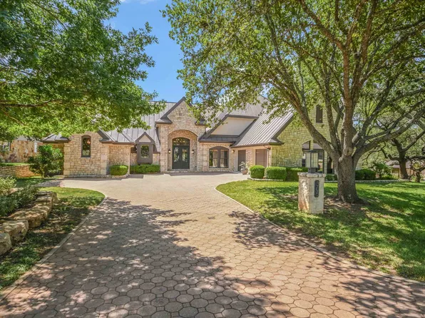 305 Blue Ground, Horseshoe Bay, TX 78657