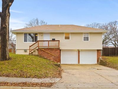 121 SW Moore St, Blue Springs, MO, 64014