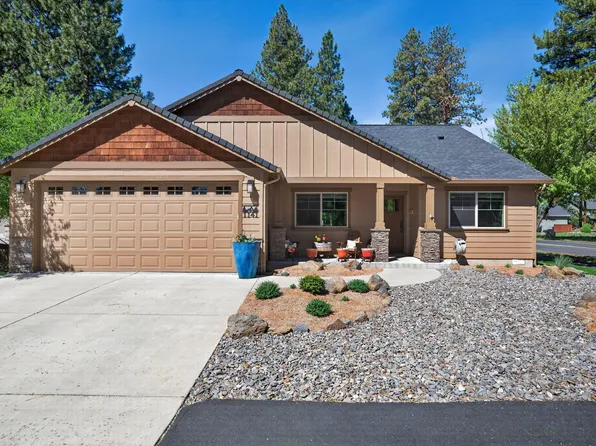1141 S Creekside Dr, Sisters, OR 97759