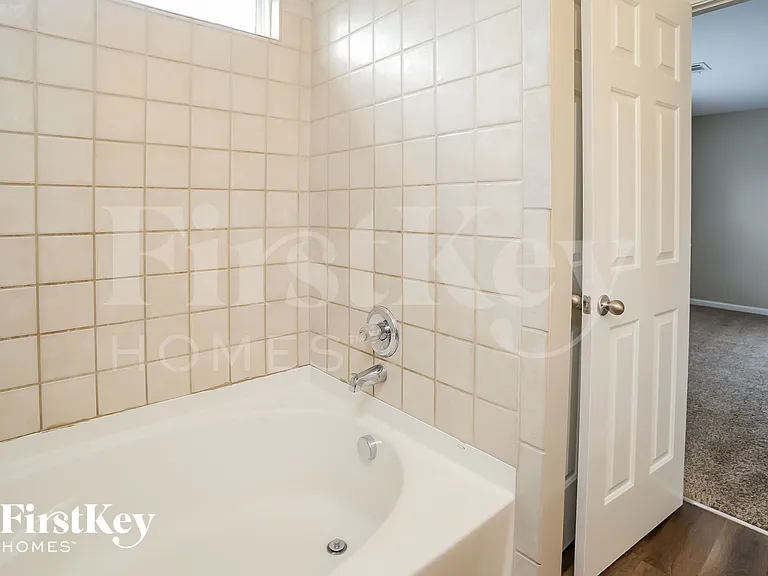 292 Hiawassee Dr — Photo 12