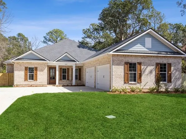 909 Saint Andrews Cv N, Niceville, FL 32578