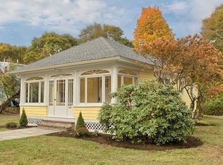 33 Center St, Andover, MA 01810