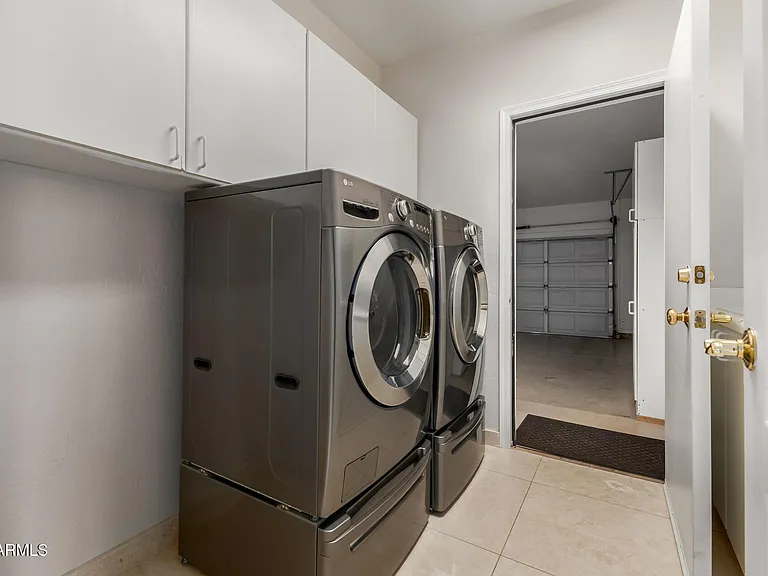 10872 E Raintree Dr — Photo 46