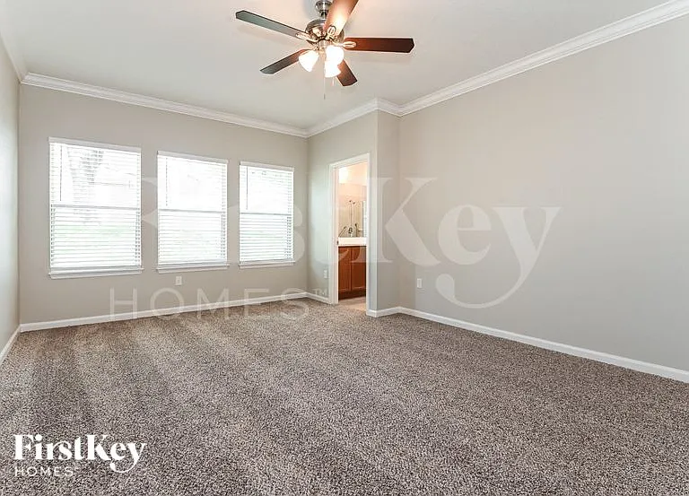 8906 Devon Pines Dr — Photo 8