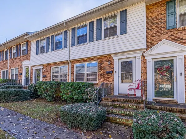 1448 Dover Rd APT F, Spartanburg, SC 29301