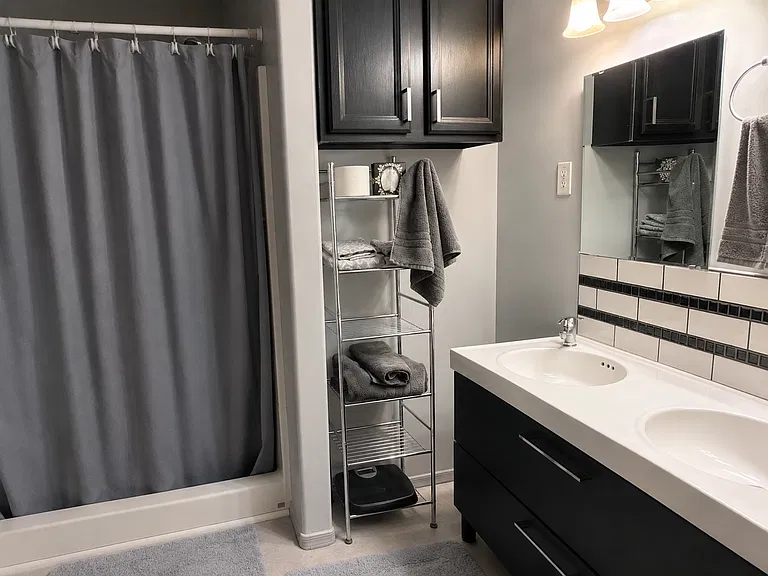 1679 Rosalie Dr #R — Photo 12